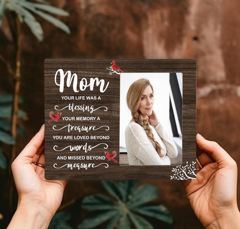 CAIFZ Mom Memorial Wooden Picture Frame, In Loving Memory Remembrance Photo Frame Gifts for Mommy, Bereavement Sympathy Wooden Frame for Loss of Mom, 4x6 inch Photo - Image 2